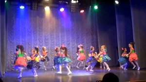 Танец "Мамонтёнок"