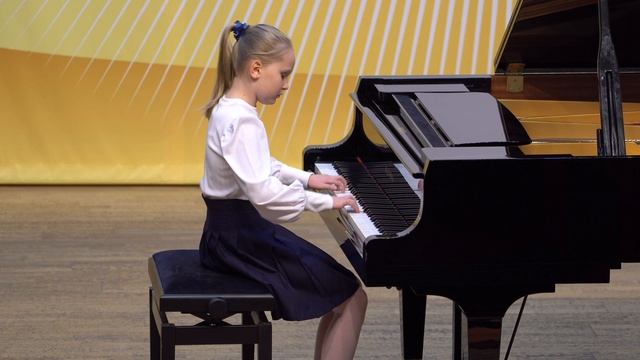 Астраханцева Алиса