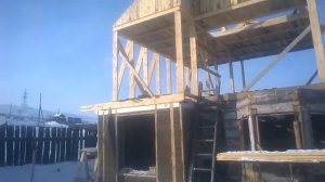 Четырёх скатная мансардная крыша (1 серия)