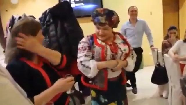 ВЕРОЧКА, СКОЛЬКО ТЕБЕ ЛЕТ? Женщины! Ведущая огонь