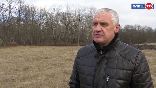 По многочисленным просьбам на территории лыжной базы начали строительство лыжероллерной трассы смотреть онлайн