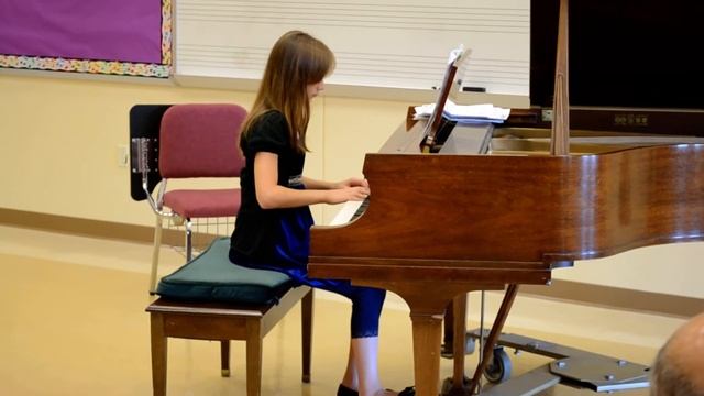 Natalie plays "Flamenco Dancers" смотреть онлайн
