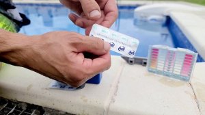 Измерение параметров воды бассейна