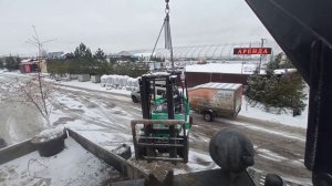 погрузка и перевозка вилочного погрузчика манипулятор с кму