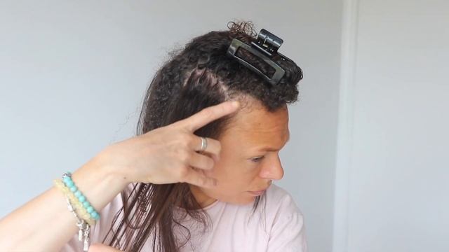 Curly to Straight Sleek Hair with Straightener Brush & Color Wow Dream Coat Supernatural Spray смотреть онлайн