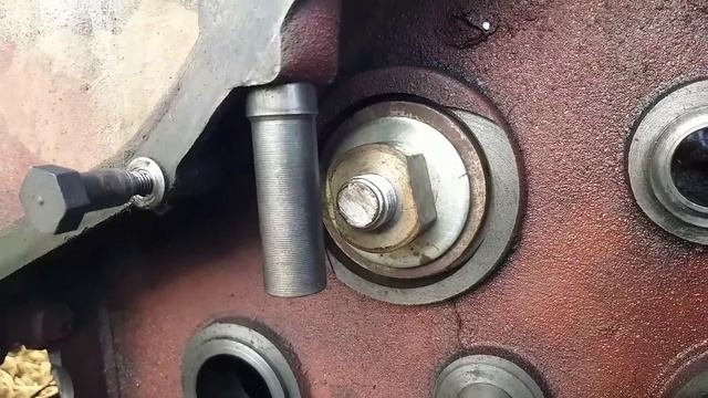 китайский минитрактор ремонтDiesel Engine Repair L195 выпресовка подшибника коленвала