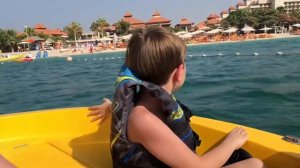 Катаемся на электро катамаране в Дубаи