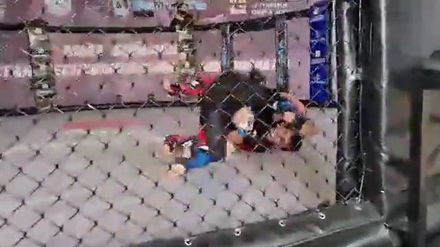 Зулхарнай Илиас, ЧРК по ММА, г.Алмаата 2021,02. первый бой экстрараунд(в черной форме, выйграл). смотреть онлайн