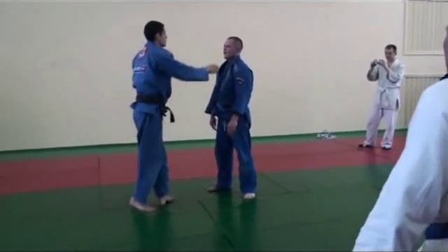 Треугольник прыжком (flying triangle choke) смотреть онлайн