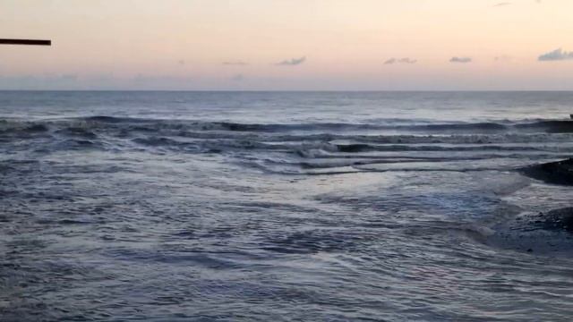 Река "Хоста" вливается в море после обильных дождей смотреть онлайн