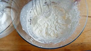 Шикарный десерт  из замороженных ягод со сливочным кремом Рецепт ягодных корзинок