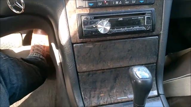 Mercedes-Benz E280 Avantgarde (W210) смотреть онлайн