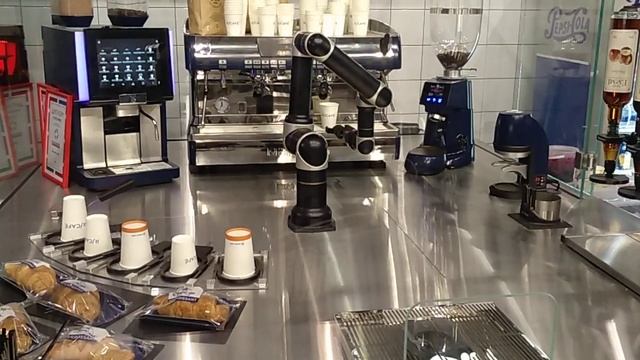 Робот кафе Днепр смотреть онлайн