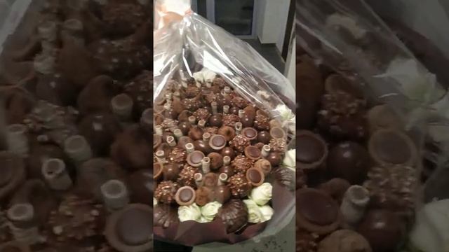Такой огромный букет вы запомните надолго!!!