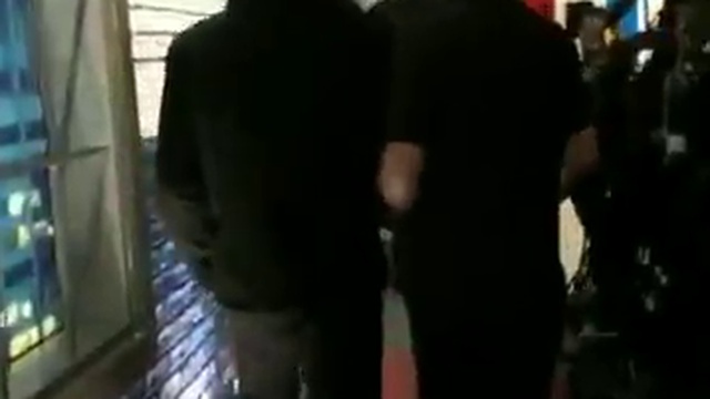 From IG stories: a quick clip of Robert Pattinson leaving the stage at Colbert Late Show