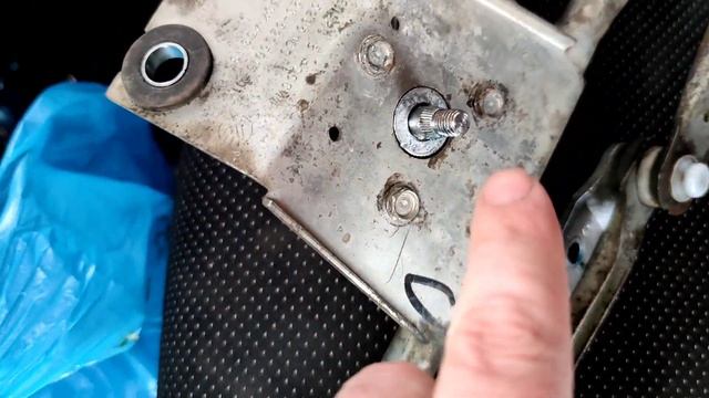 Замена моторчика стеклоочистителя нива Шевроле смотреть онлайн