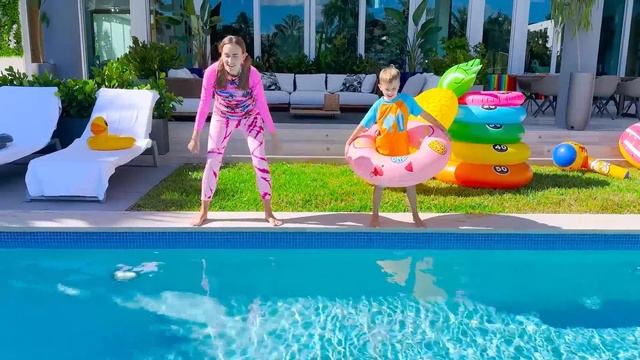 Kids stories about helping each other and good behavior with Vlad and Niki смотреть онлайн