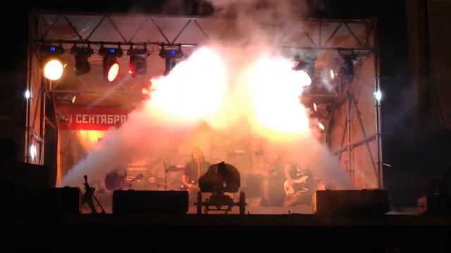 Группа Декабрь - Мы не оставим города свои. Live смотреть онлайн