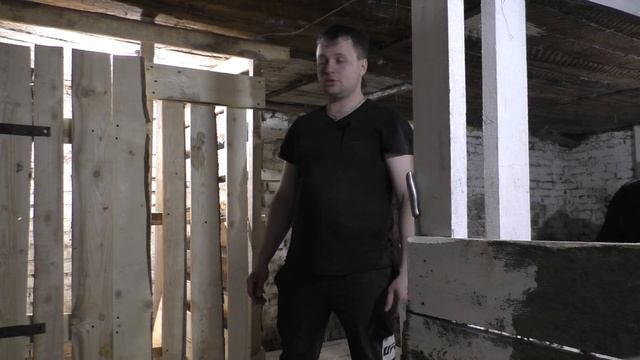 Строим новый курятник // Деревня смотреть онлайн