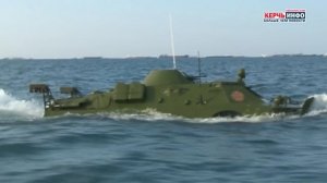 Разведывательные бронемашины пересекли Керченский пролив