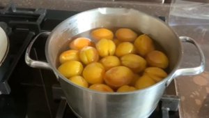 Царское варенье из целых абрикосов с очищенной косточкой внутри! Божественный вкус!!!