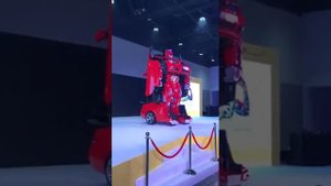 BMW создали трансформера.токого вы ещё не видели!