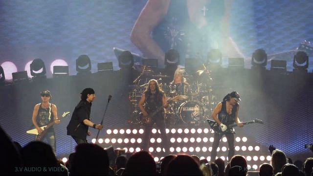 SCORPIONS Live Concert 10/4/2022 @ KIA Forum in Inglewood - LA, CA смотреть онлайн