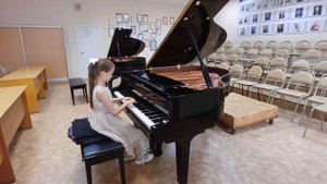 Шкенина Мария, 7 лет. Р. Шуман "Сицилийский танец".