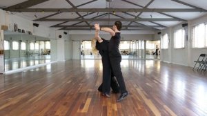 Right Lunge, Back Rock, Same Foot Lunge & Swivels | Tango