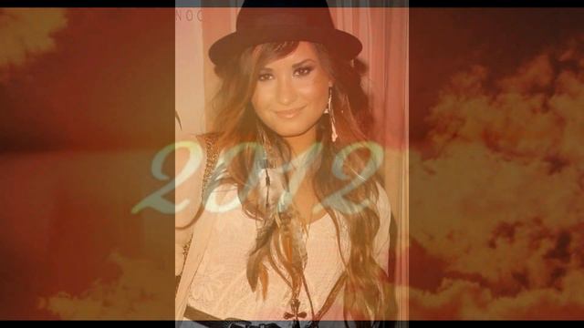 Популярные Люди / Popular People / Demi Lovato