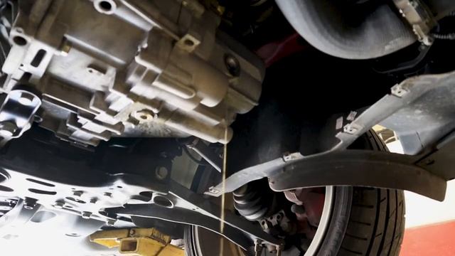 Volkswagen Manual Transmission Fluid Service for Jetta Golf Beetle GTI GLI смотреть онлайн