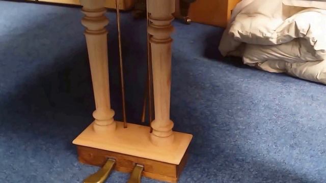 BEFORE AND AFTER: Bluthner 6ft 3in grand repolished and original legs and lyre replaced. смотреть онлайн