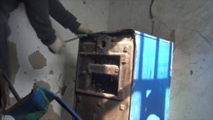 Как вынести чугунный котел весом 270 кг и сдать на чер-мет