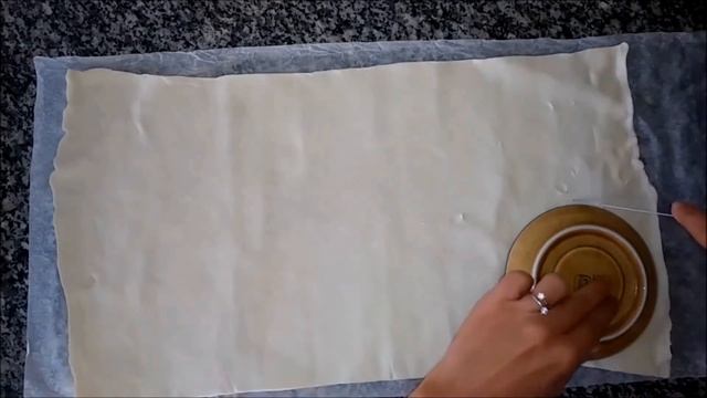 Слойки с картофелем и грибами. пирожки из слоеного теста. Слойки Домашний ресторан Juliaidea