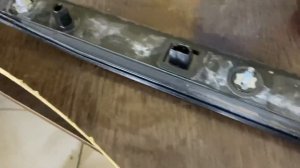 Chevrolet Malibu вода в багажнике, устраняем течь, куда смотреть в первую очередь.