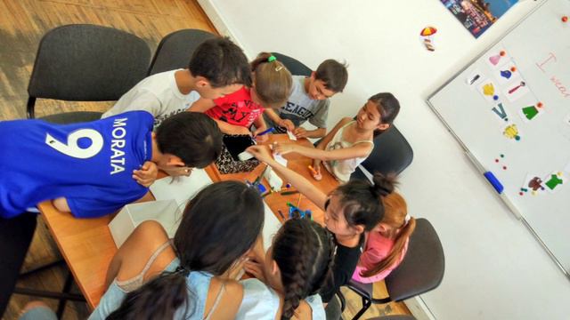 English Club Almaty / Детский английский клуб Алматы смотреть онлайн