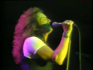Whitesnake - "Mistreated / Soldier Of Fortune" (Live 1983)