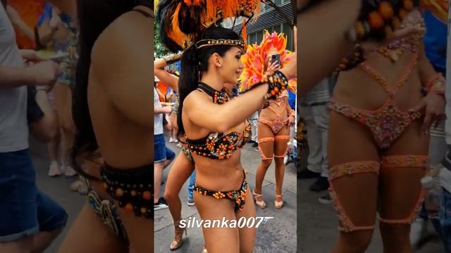 Gorgeous Brazilian Samba Dancers | RIO FESTIVAL IN BUDAPEST Brazilian Parade Street Festival Dancin