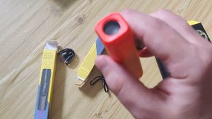 Обзор миниатюрного ультразвукового отпугивателя собак. Бонусом приличный УФ свет