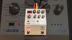 Boss DD200: Fender Acoustasonic 2nd position pickup direct  to DD200