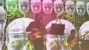 Бутусов — Дыхание, Хлоп-хлоп, Шар цвета хаки