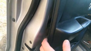 Hyundai Terracan сбор водительской двери ( обшивки, карты дверной)