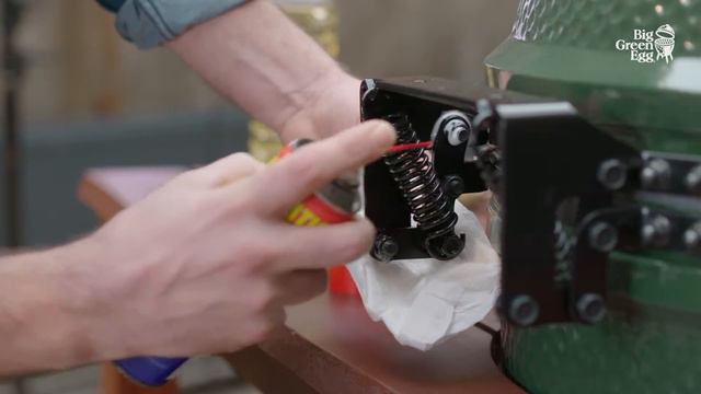Очистка и обслуживание - Big Green Egg Видео-инструкции смотреть онлайн