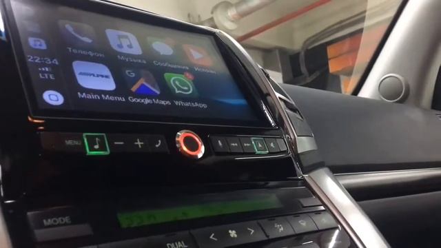 Alpine X902D-F FreeStyle в автомобиле Toyota Land Cruiser 200 смотреть онлайн