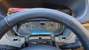 снимаем панель приборов