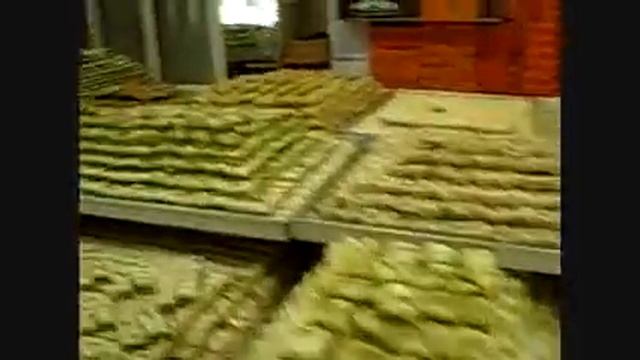 Арабские сладости кунафа, пахлава, все с орехами и т д смотреть онлайн