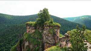Скалы Аватары по дороге из Джилы Су в Кисловодск