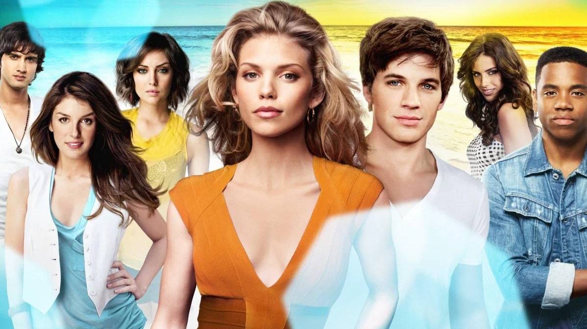 Беверли-Хиллз 90210: Новое поколение – 2 сезон 9 серия «Путешествие на Луну»
