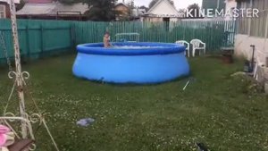 Купаемся в бассейне часть 2