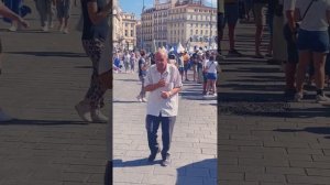 танцы под аккордеон, греческая музыка.